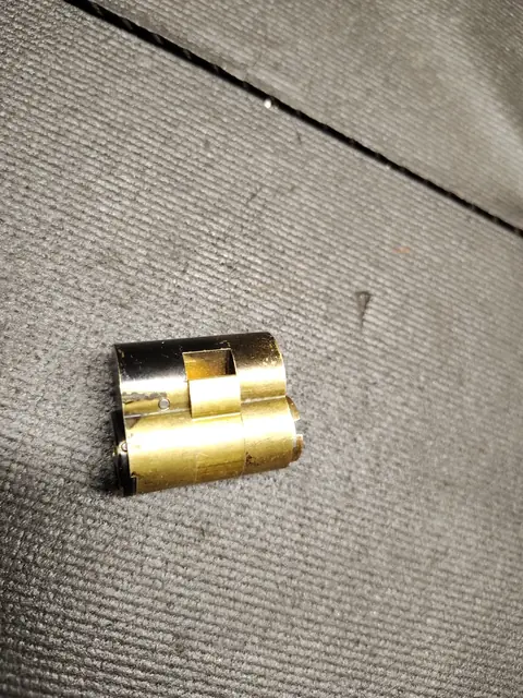 High Security Padlock and Deadbolt Service